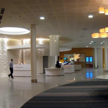 Otel Hilton Helsinki Airport