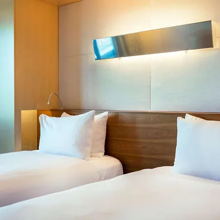 Hilton Helsinki Airport 4*