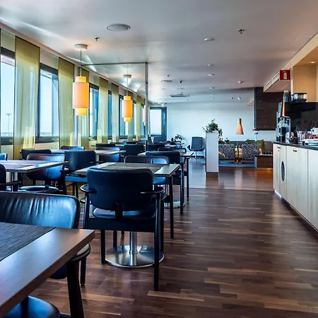Hotel Hilton Helsinki Airport 4*