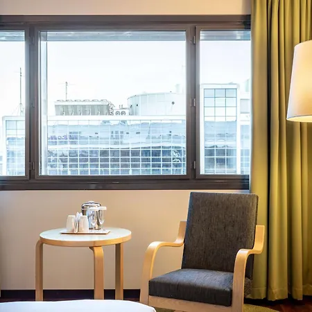 Hilton Helsinki Airport 4*