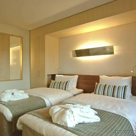 Hilton Helsinki Airport Szálloda