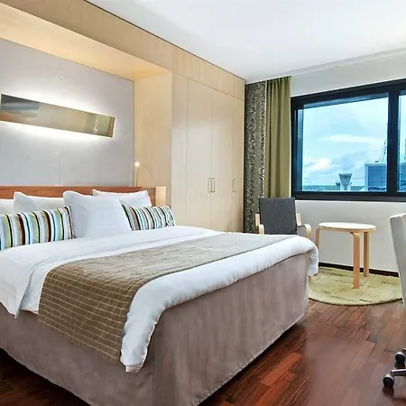 Отель Hilton Helsinki Airport Вантаа
