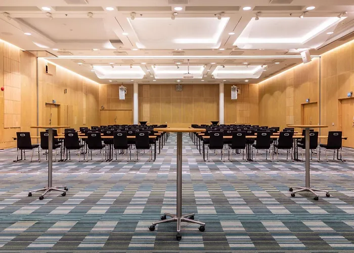 Hilton Helsinki Airport Otel