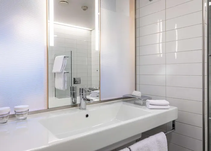 Hilton Helsinki Airport 4* Вантаа