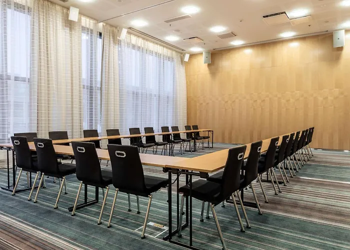 Hilton Helsinki Airport Szálloda