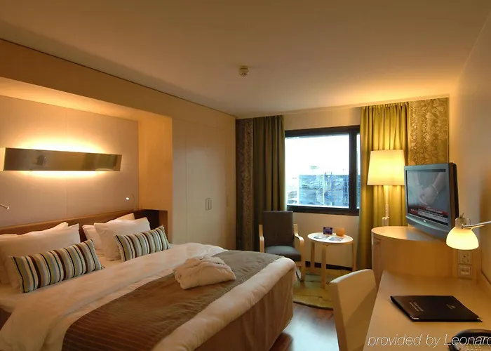 Hilton Helsinki Airport 4*